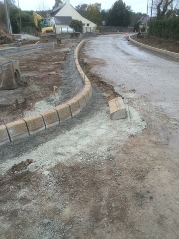 Construction de bordure en pierre reconstituée